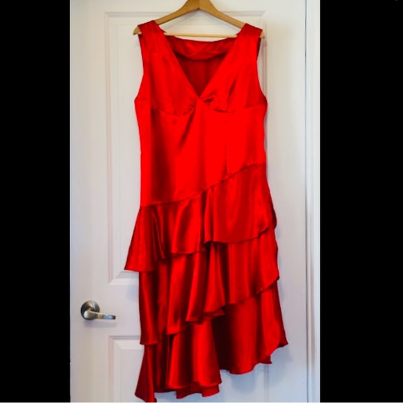 DESIGNER Dress Red Satin Layers Party Cowgirl V Neck Zip NEW Sz L - Picture 1 of 13